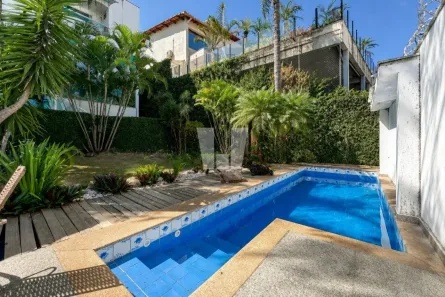 Casa com 5 Quartos para alugar, 400m² no Estoril, Belo Horizonte