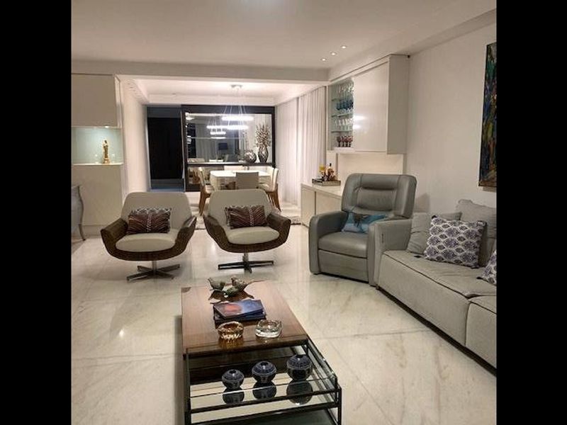 Apartamento com 4 quartos — Savassi, Belo Horizonte