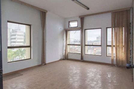 Sala Comercial à venda, 87m² no Vila Mathias, Santos