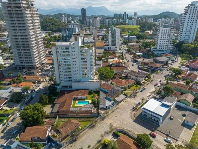 Lote/Terreno à venda, 1905m² no Anita Garibaldi, Joinville