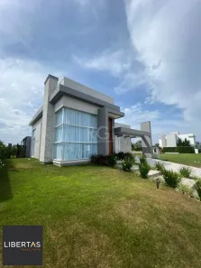Casa de Condomínio com 5 Quartos à venda, 204m² no , Torres