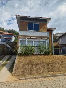 Casa de Condomínio com 2 Quartos para alugar, 110m² no Bonsucesso, Petrópolis