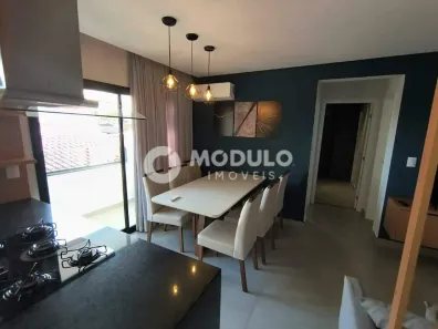 Apartamento com 2 Quartos para alugar, 81m² no Osvaldo Rezende, Uberlândia
