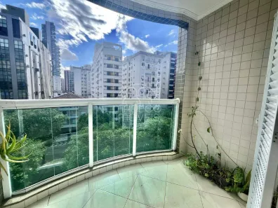 Apartamento com 3 Quartos para alugar, 144m² no Gonzaga, Santos