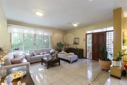 Sobrado com 3 Quartos à venda, 246m² no Jardim Prudência, São Paulo