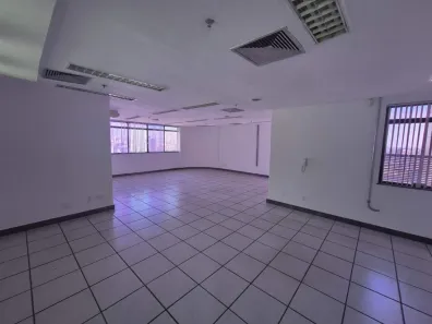 à venda, 253m² no Santa Efigênia, Belo Horizonte