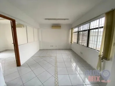 Sala Comercial para alugar, 78m² no Passo da Areia, Porto Alegre