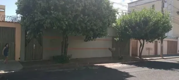 Lote/Terreno à venda, 360m² no Santa Mônica, Uberlândia