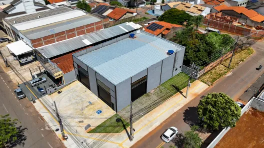 Galpão/Depósito/Armazém para alugar, 428m² no Residencial Barravento, Goiânia