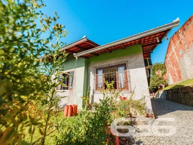Casa com 3 Quartos à venda, 70m² no Jarivatuba, Joinville
