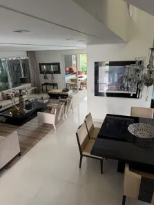 Casa de Condomínio com 4 Quartos à venda, 390m² no Gávea, Uberlândia