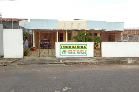 Casa com 4 Quartos à venda, 198m² no Cidade dos Funcionários, Fortaleza