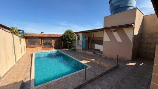 Fazenda/Sítio com 3 Quartos à venda, 500m² no Dona Catarina, Mairinque