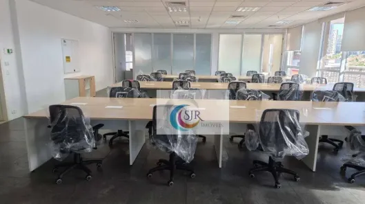 Sala Comercial para alugar, 228m² no Pinheiros, São Paulo