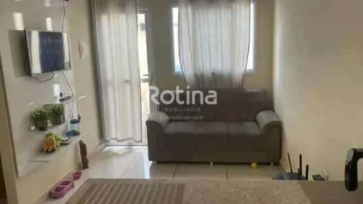 Casa com 2 Quartos à venda, 48m² no Vigilato Pereira, Uberlândia