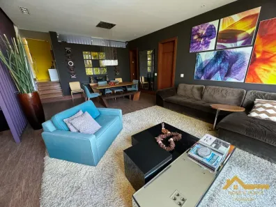 Casa com 4 Quartos à venda, 600m² no Jardim Amália, Volta Redonda