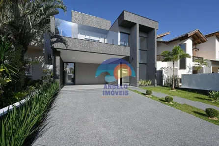 Sobrado com 4 Quartos à venda, 180m² no Jardim Tres Marias, Peruíbe