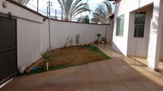 Casa com 4 Quartos à venda, 220m² no Anápolis City, Anápolis