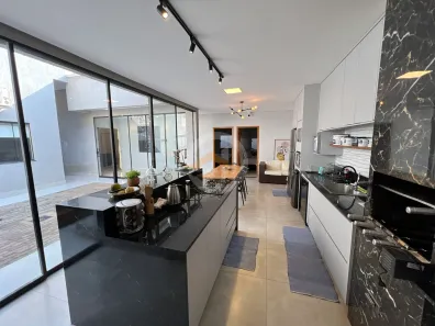 Casa com 3 Quartos à venda, 185m² no Parque Anhanguera, Goiânia