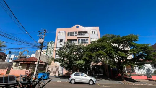 Apartamento com 2 Quartos para alugar, 58m² no Zona 07, Maringá