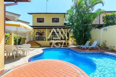 Casa de Condomínio com 3 Quartos à venda, 167m² no Granja Viana II, Cotia