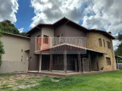 Casa de Condomínio com 6 Quartos para venda ou aluguel, 600m² no Aconchego da Serra, Itabirito