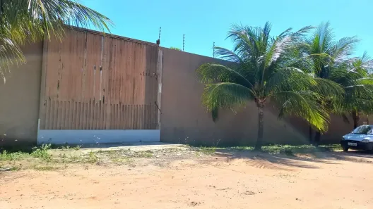 Galpão/Depósito/Armazém com 1 Quarto para alugar, 900m² no Candelária, Natal