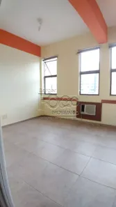 Sala Comercial à venda, 38m² no Menino Deus, Porto Alegre