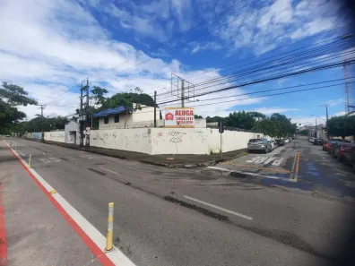 Prédio Comercial com 25 Quartos para alugar, 8844m² no Vila União, Fortaleza