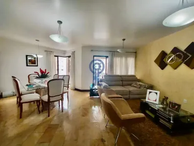 Apartamento com 3 Quartos para alugar, 170m² no Centro, Florianópolis