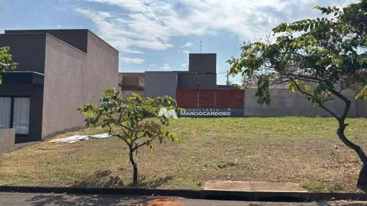 Lote/Terreno à venda, 231m² no Centro (Engenheiro Schmitt), São José do Rio Preto