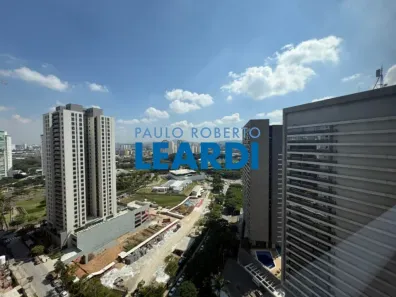 Sala Comercial com 2 Quartos para alugar, 94m² no Parque Industrial Tomas Edson, São Paulo