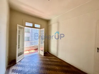 Apartamento com 3 Quartos à venda, 120m² no Centro Histórico, Porto Alegre