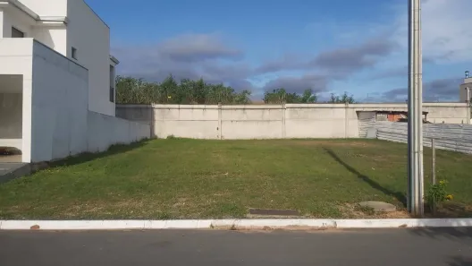 Lote/Terreno à venda, 500m² no Condomínio Primor das Torres, Cuiabá