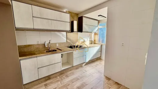 Apartamento com 2 Quartos à venda, 60m² no Kobrasol, São José