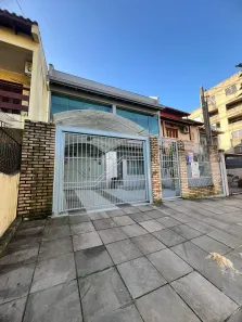 Casa com 3 Quartos à venda, 216m² no Hípica, Porto Alegre