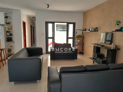 Casa com 3 Quartos à venda, 185m² no Jardim Amália, Caçapava