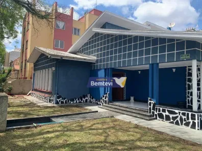 Imóvel Comercial com 4 Quartos à venda, 250m² no Rebouças, Curitiba