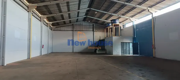 Galpão/Depósito/Armazém à venda, 600m² no Samambaia Sul, Brasília