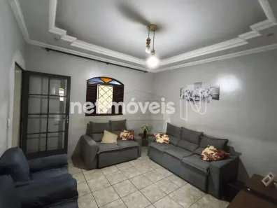 Casa com 3 Quartos à venda, 150m² no Sapucaia II, Contagem