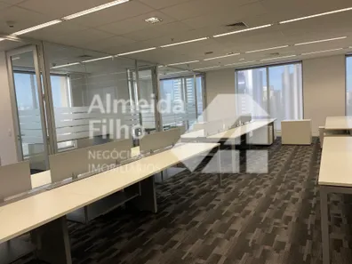 Sala Comercial com 19 Quartos para alugar, 176m² no Cidade Jardim, São Paulo
