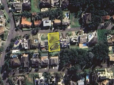 Lote/Terreno à venda, 700m² no Jardim Indaiá, Embu das Artes