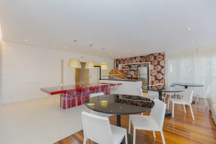 Apartamento com 2 Quartos à venda, 85m² no Água Verde, Curitiba
