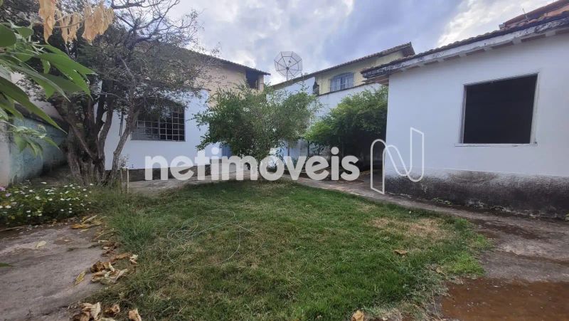 Casa com 4 quartos — Caiçaras, Belo Horizonte