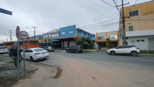 Prédio Residencial à venda, 522m² no Pinheirinho, Curitiba