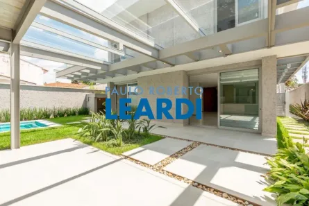 Sobrado com 4 Quartos à venda, 467m² no Alto de Pinheiros, São Paulo