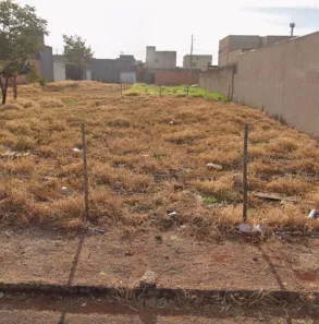Lote/Terreno à venda, 250m² no Jardim Ipanema, Uberlândia