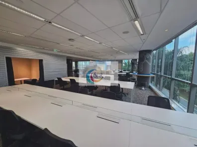 Sala Comercial para alugar, 385m² no Vila Nova Conceição, São Paulo