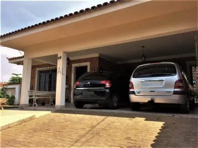 Casa com 3 Quartos à venda, 196m² no Parque São Quirino, Campinas