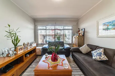 Casa com 3 Quartos à venda, 180m² no Vila Bertioga, São Paulo